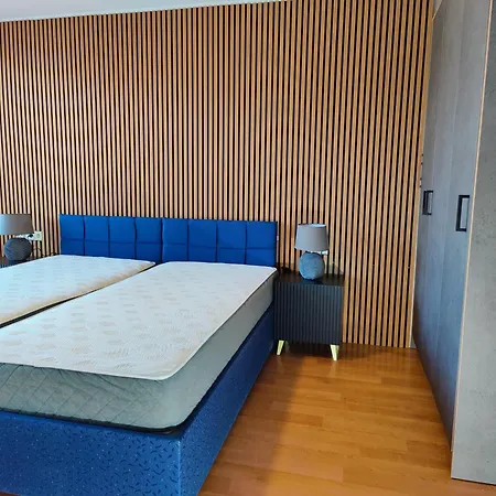 Dachgeschoss Whg. 23, Haus Mecklenburg *