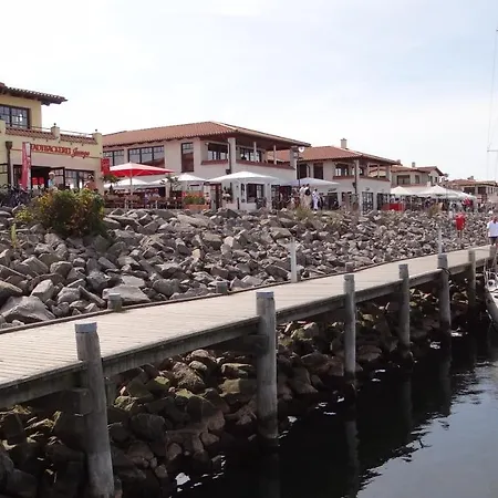 Dachgeschoss Whg. 23, Haus Mecklenburg Apartamento